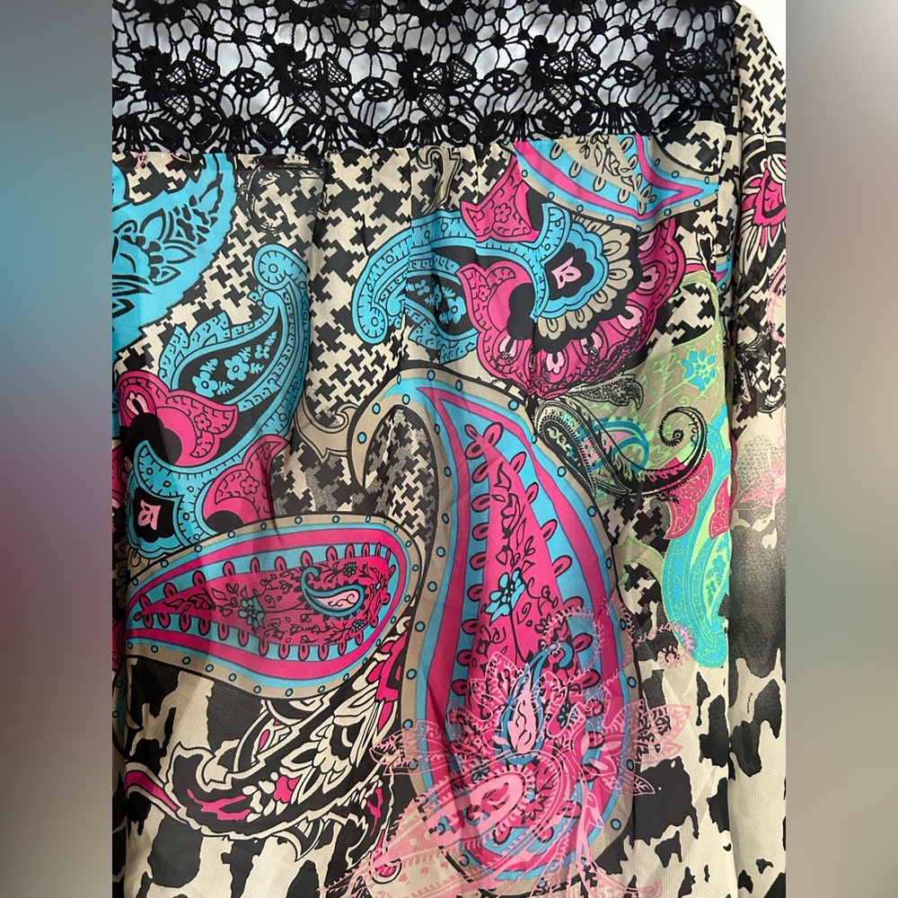 Bisou Bisou Multicolor Paisley Lace Detail Blouse Size M - Picture 5 of 7